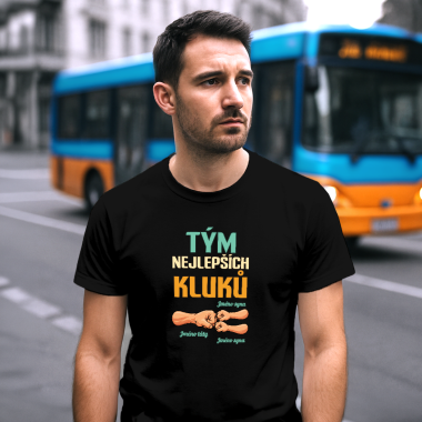 Tým nejlepších kluků - táta a dva synové se jmény - pánské tričko s potiskem - personalizovaný produkt